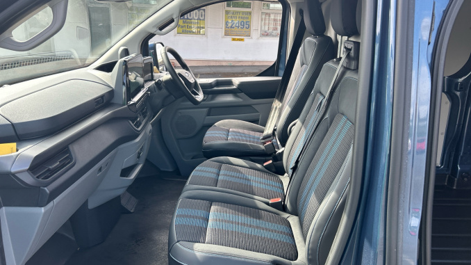 Ford Transit Custom 320 L1 Diesel Awd 2.0 EcoBlue 170ps H1 Van Sport Auto - Image 13